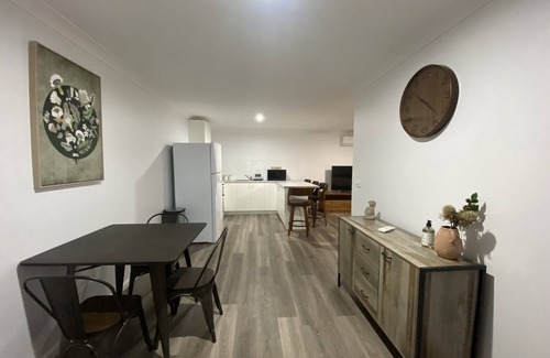 Hay Apartment | Morro’s Place - Walking Distance to Main Street- Included Continental Breakfast