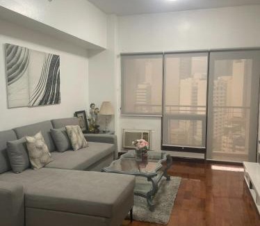 San Lorenzo Apartment | Mosaic Tower by LuxuReich