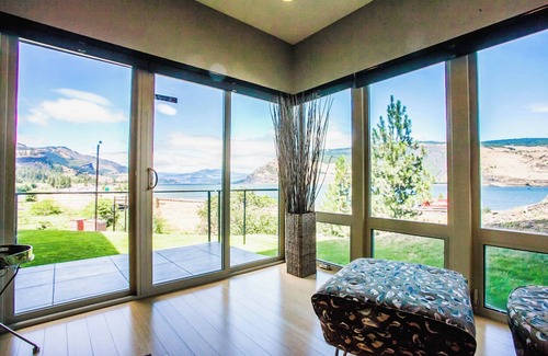 Mosier House | Mosier Creek - 1 Bedroom, 1 Bath - Great Views of the Gorge