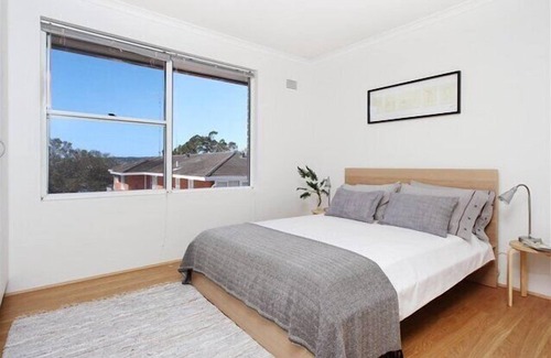 Mosman Apartment | Mosman - BOT01 Botanic Road - Balmoral 2BR with Balcony Steps from Balmoral Beach Esplanade