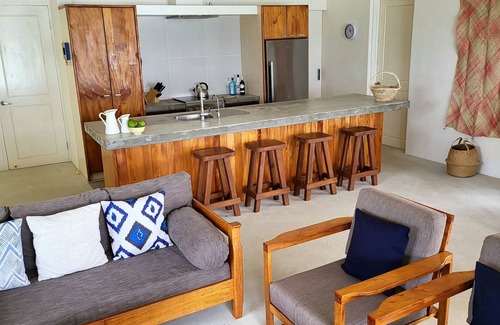 Moso Island House | Moso Island Luxury Retreat is a private house right on the beach.