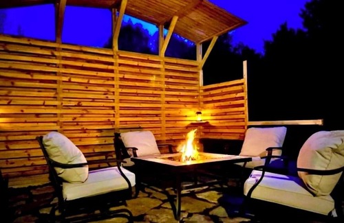 Marienville Cabin | Mossy Oak Villa:Pet-Friendly Cabin Near Cook Forest & Allegheny National Forest