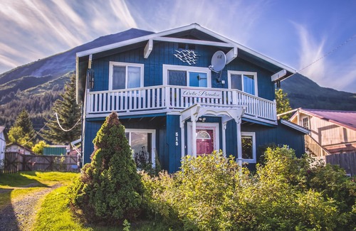 Seward Bed & Breakfast | Most Charming B&B, Eco-Friendly Guest House and Wildlife Retreat in Alaska