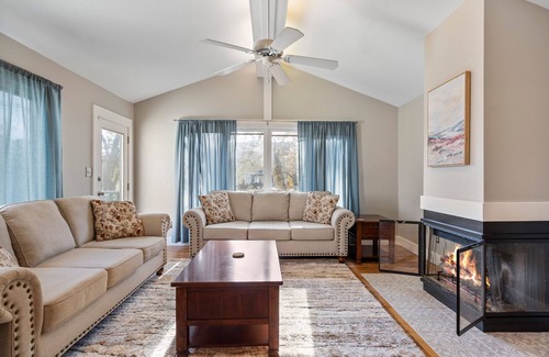Raleigh House | Most Sought-After Area! 4-BR w/Gym & Fire Pit!