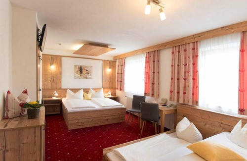 Birgitz House | Motel ∙ 1 guest