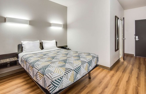 Cleburne Hotel | Motel 6 Cleburne, TX