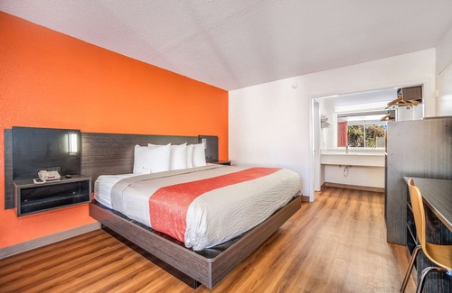 Florence Hotel | Motel 6 Florence, SC