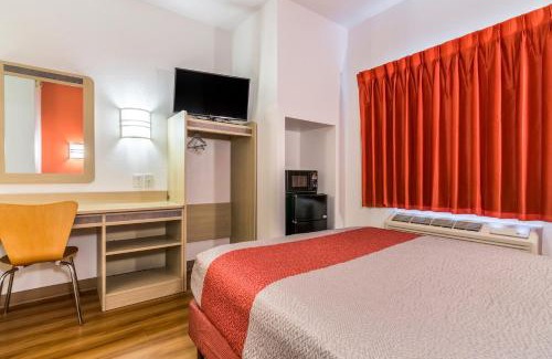 Fort Mill Hotel | Motel 6 Fort Mill, SC - Charlotte