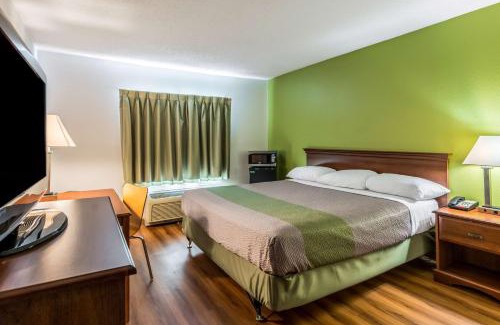Petersburg Hotel | Motel 6-Petersburg, VA - Fort Lee