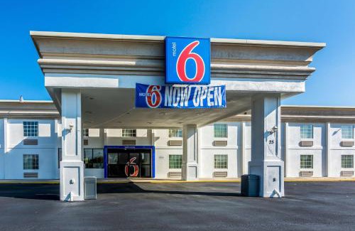 Petersburg Hotel | Motel 6-Petersburg, VA - Fort Lee