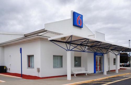Seekonk Hotel | Motel 6-Seekonk, MA - Providence East