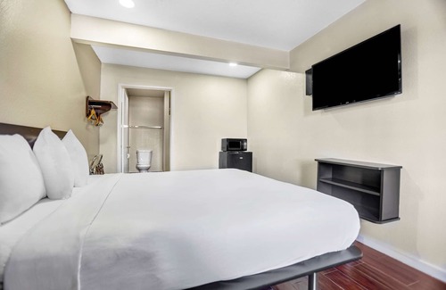 Ukiah Hotel | Motel 6 Ukiah, CA - North