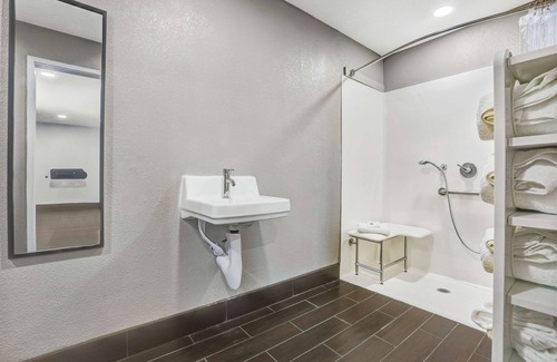 Ukiah Hotel | Motel 6 Ukiah, CA - North