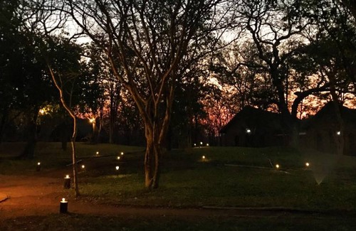 Victoria Falls House | Motel ∙ 8 guests