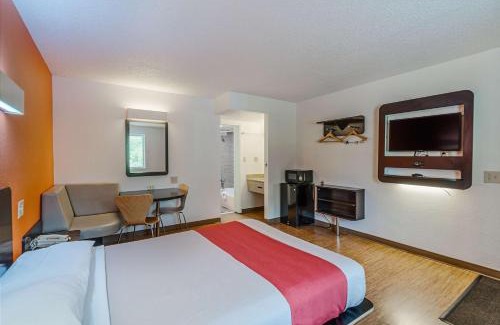 Winchester Hotel | Motel6 Winchester, VA