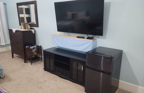 Cal Young Apartment | Mother-in-law Suite Close to Autzen/Hayward!