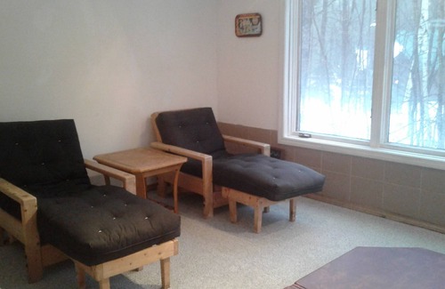 West Dover House | Mount Snow Rental Beautiful 5BR+ Home with Hot Tub, Sauna, Pool Table and more!