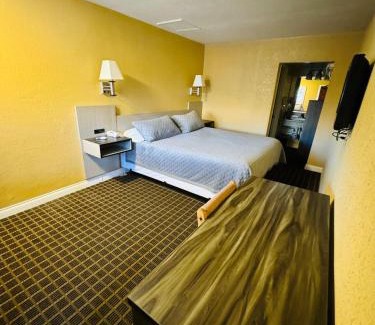 Lone Pine Hotel | Mount Whitney Motel