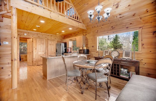 Sylva Cabin | Mountain cabin with private hot tub, covered deck & incredible view