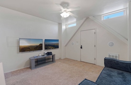 Mount Lemmon Cabin | Mountain Cabin with Massive Game Room and Gorgeous Views