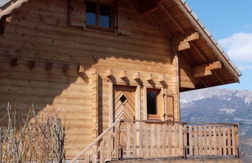 Pontis Ski Chalet | Mountain chalet facing the park of the Ecrins