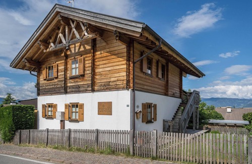 Verano Ski Chalet | Mountain Chalet “Fuchsberger” with Mountain View, Wi-Fi, Balcony, Terrace & Garden