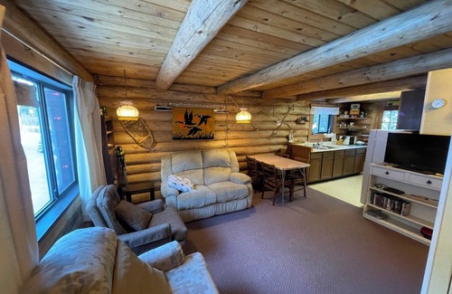 Mount Baldy Cabin | Mountain Escape at Mount Baldy BC