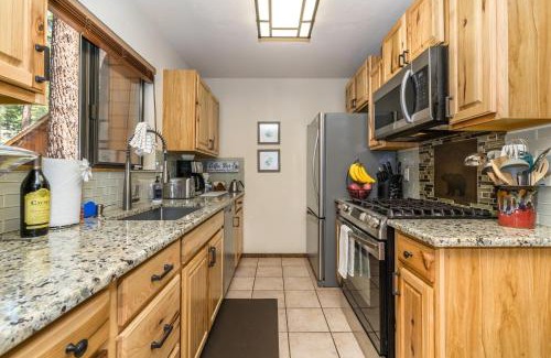 Incline Village House | Mountain Escape - Lake Tahoe - Incline Village - Private Garage