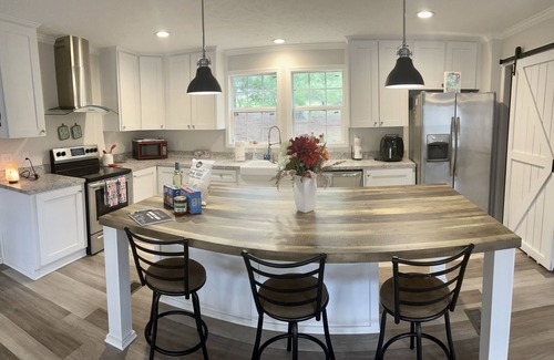 Candler House | Mountain getaway minutes from Asheville, Waynesville and the Blue Ridge Parkway!