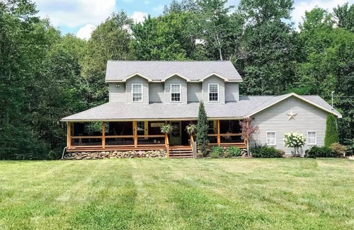Ohiopyle House | Mountain Home on 3 Acres - 5 Miles from Ohiopyle