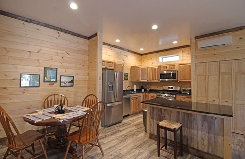Bryson City House | Mountain Honeymoon- Bryson Village