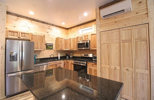Bryson City House | Mountain Honeymoon- Bryson Village