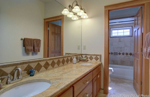 Alyeska House | Mountain luxury; 3200 sq ft home with view, pool table and close to skiing!