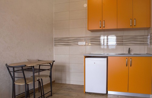 Zabljak Apartment | Mountain Majesty Studio Apartment in Zabljak