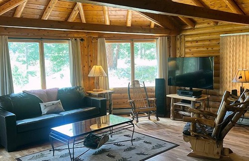 Allenspark Cabin | Mountain Masterpiece - Beautiful cabin on 2.2 acres at Wildbasin
