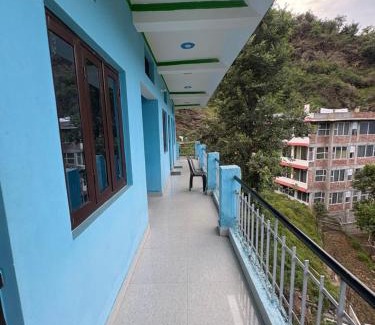 Guptkashi Hotel | Mountain Meadows homestay