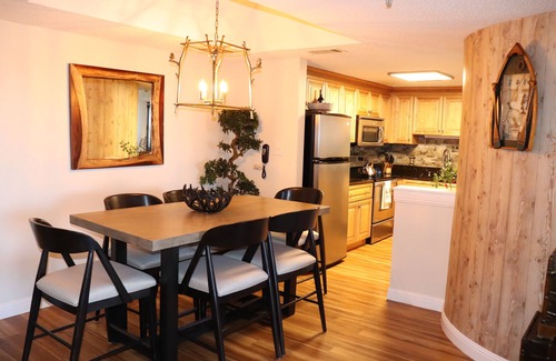 Sugar Mountain Condo | Mountain Memories at Sugar Top! 8th floor facing the slopes with amazing sunsets