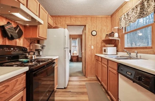 Berkeley Springs Cabin | Mountain Mist Retreat