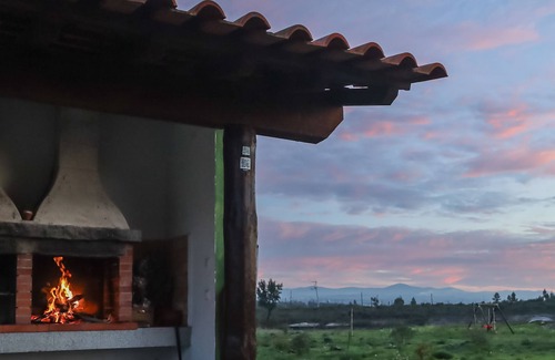 Seixo da Beira House | Mountain Bungalow with Pool in Serra da Estrela (up to 4 people)