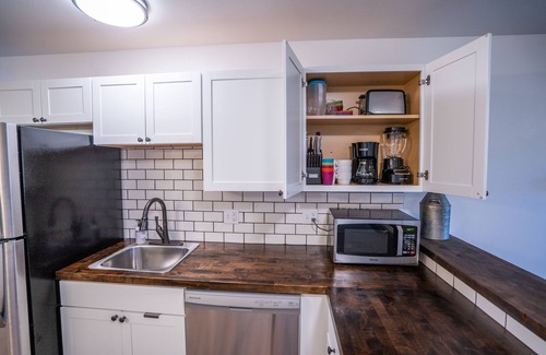 Steamboat Springs Condo | Mountain Retreat Meets Southern Charm - Two King Gel-Cool Memory Foam Beds