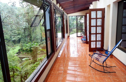 Roble House | Mountain Retreat and Trout Fishing Adventure in a Tranquil Setting