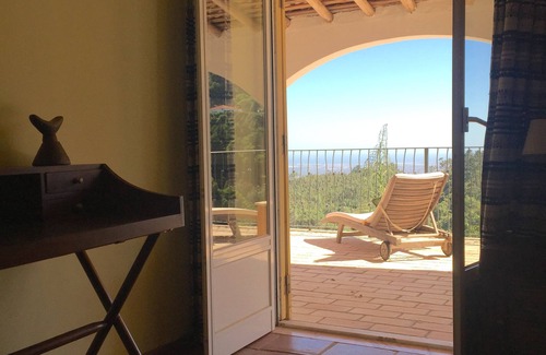 Monchique Villa | Mountain Retreat in Magical Setting with Heated Pool and Beautiful Garden