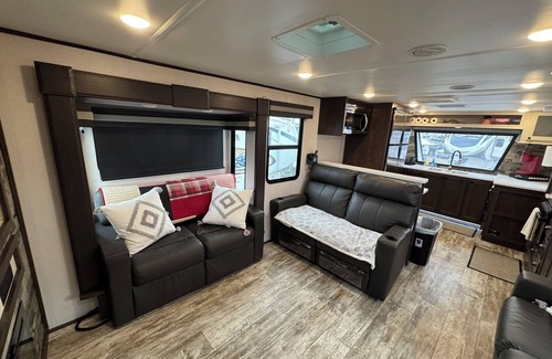 Draper House | Mountain Shadows RV & MHC