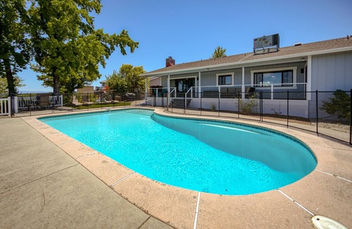 Midway House | Mountain Trio : !VIEWS! Heated Pool & Spacious!