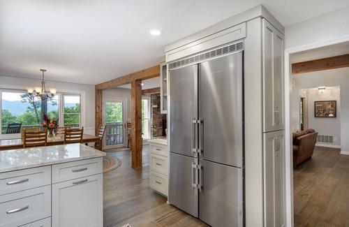 Montreat House | Mountain View | 4 Bedroom Montreat Home | Pet Friendly - 4 Bedroom, 3.5 Bathroom