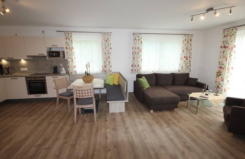 Maurach Apartment | Mountain View - Apartments Karwendel-Camping