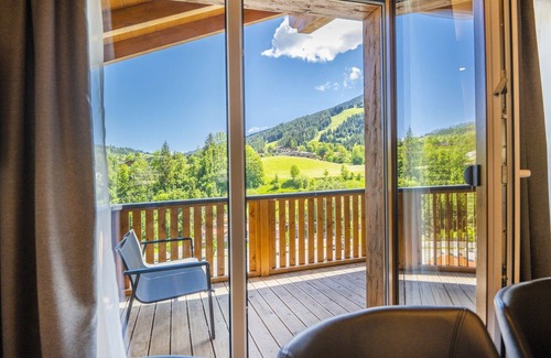 Wagrain Ski Chalet | Mountain-view chalet in Wagrain