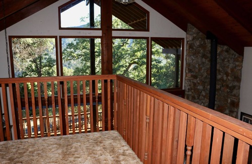Midpines Ski Chalet | Mountain View Chalet