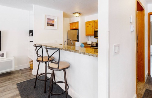 Lakeside Village Condo | Mountain-view condo with fireplace, pool & hot tub access - close to sledding
