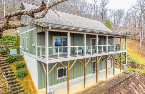 Waynesville House | Mountain-View Hideaway